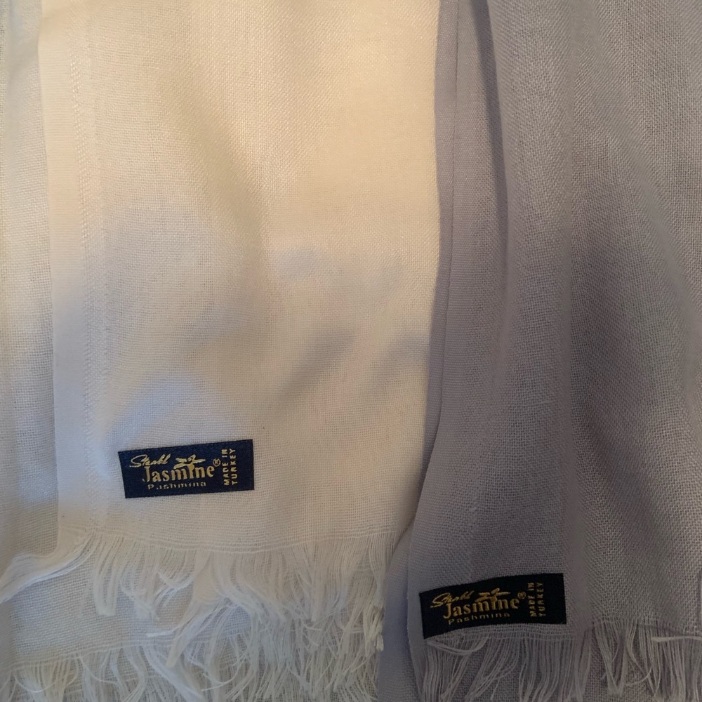 3 NEW PASHMINAS - Picture 3 of 4